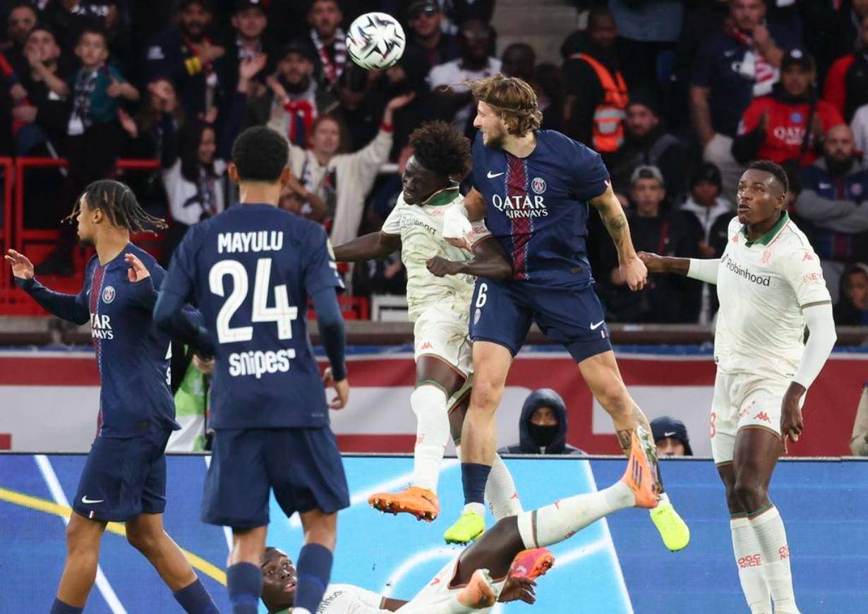 包含今晨拜仁慕尼黑强势反弹:法甲节点到来,态度坚定,轮换策略成焦点的词条 包含今晨拜仁慕尼黑强势反弹:法甲节点到来,态度坚定,轮换策略成焦点的词条